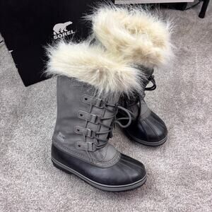 New in Box! Sorel Joan of Arctic Waterproof Winter Boots size Youth 6